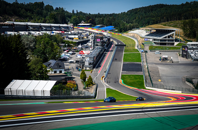 Vue du Circuit de Spa-Francorchamps à hauteur du Raidillon